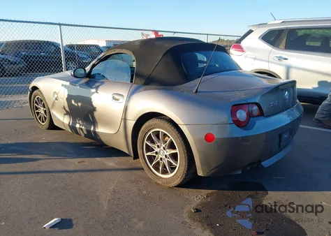 2005 BMW Z4 2.5I from USA, damaged, VIN 4USBT335X5LS55943